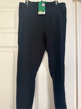 HALARA Black High-Waist Performance Leggings